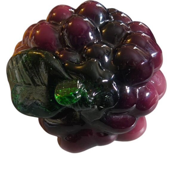 Vintage Handcrafted Glass Grape Cluster Sculpture Paperweight Decor - Picture 6 of 12